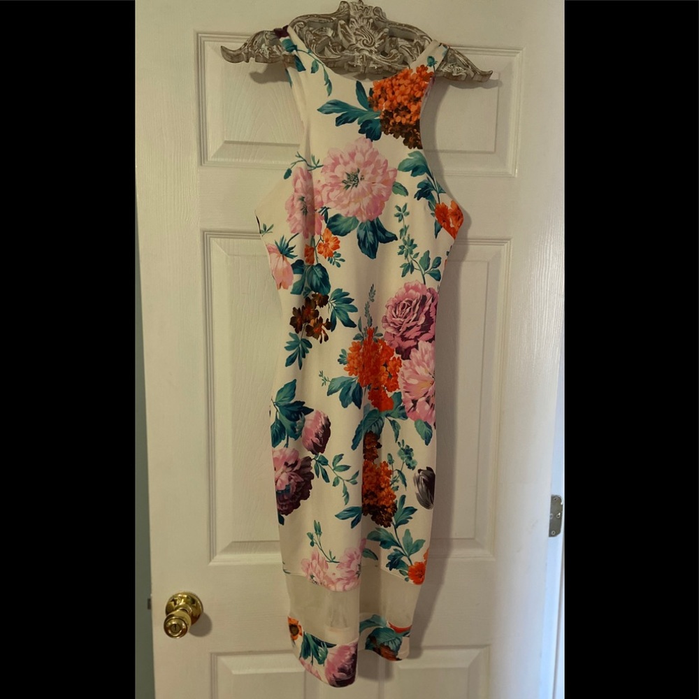 Asos size 8 white floral dress, worn only once!